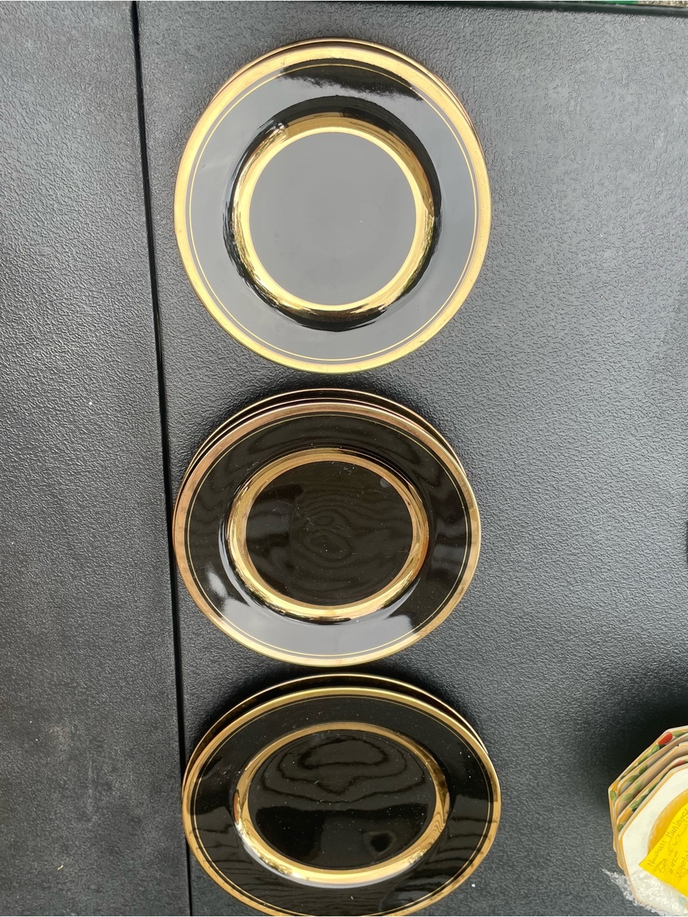 Set of 10 Black plates